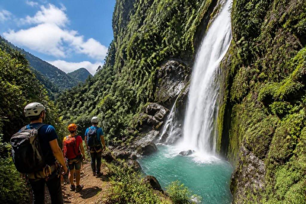 découvrez la chute de la dunn, un site incontournable pour les amateurs d'aventure. ce guide complet vous aidera à préparer votre visite et à vivre une expérience inoubliable en pleine nature.