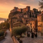 plongez dans l'histoire fascinante de vilafamés, un village emblématique d'espagne, riche en patrimoine culturel et paysages pittoresques.